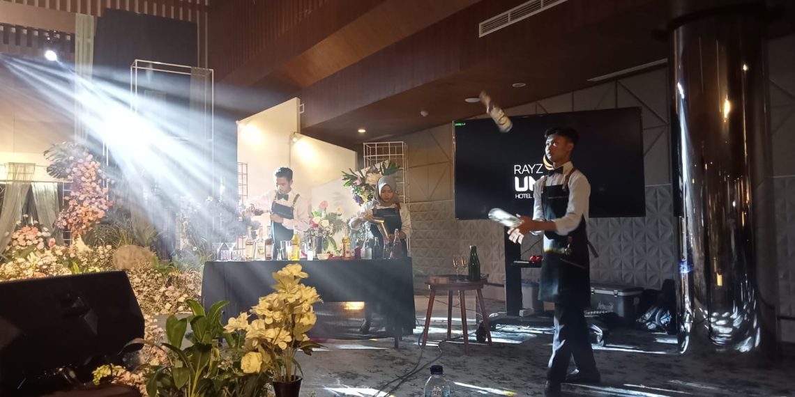 Kolaborasi Pameran Karya Seni Rayz Hotel UMM